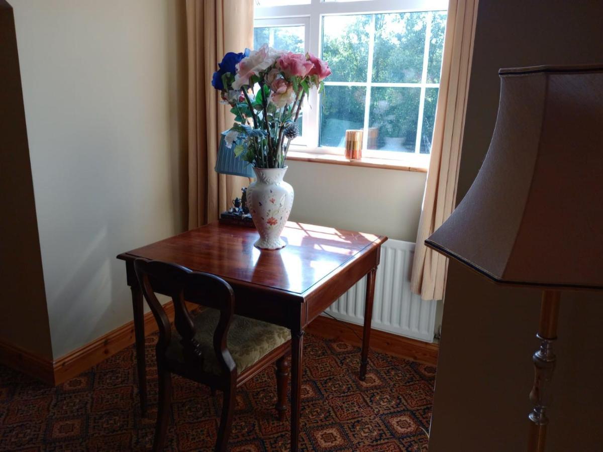 Tullynacrunat Lodge Castleblayney Buitenkant foto
