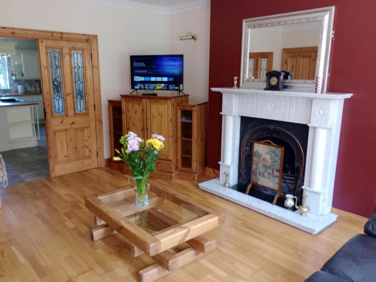 Tullynacrunat Lodge Castleblayney Buitenkant foto