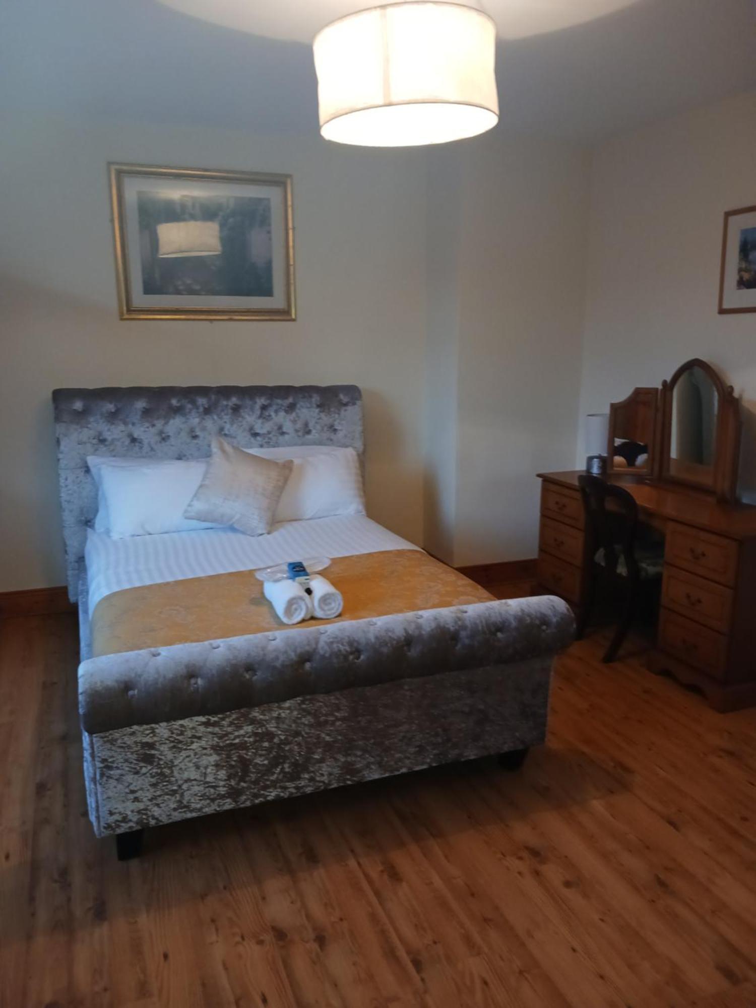 Tullynacrunat Lodge Castleblayney Buitenkant foto