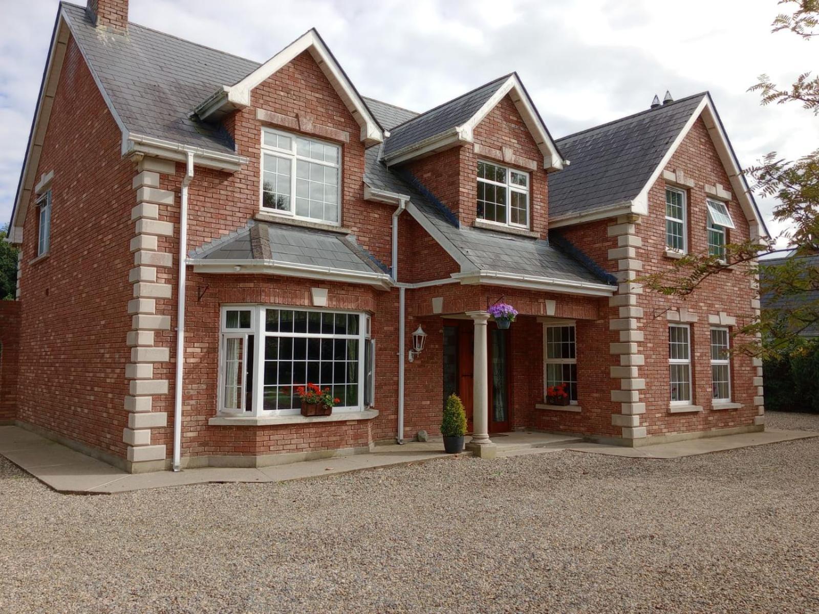 Tullynacrunat Lodge Castleblayney Buitenkant foto