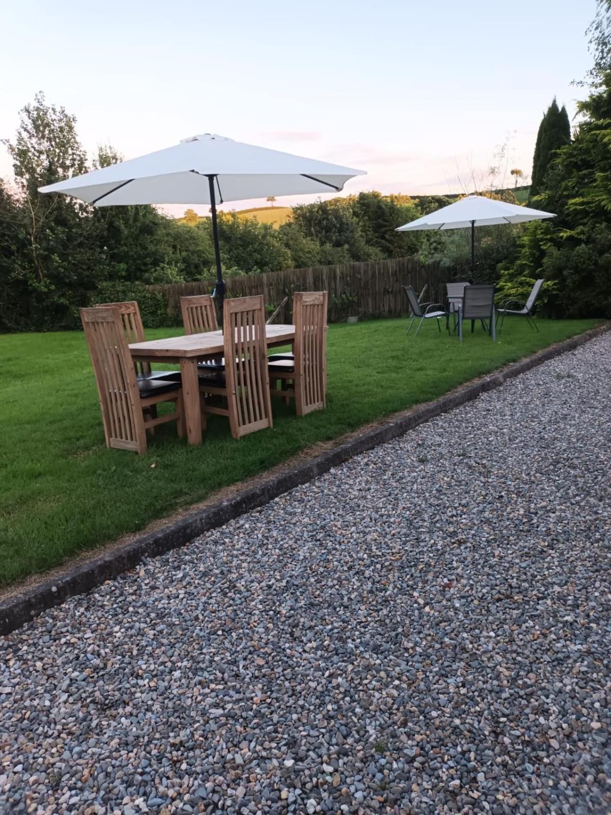 Tullynacrunat Lodge Castleblayney Buitenkant foto